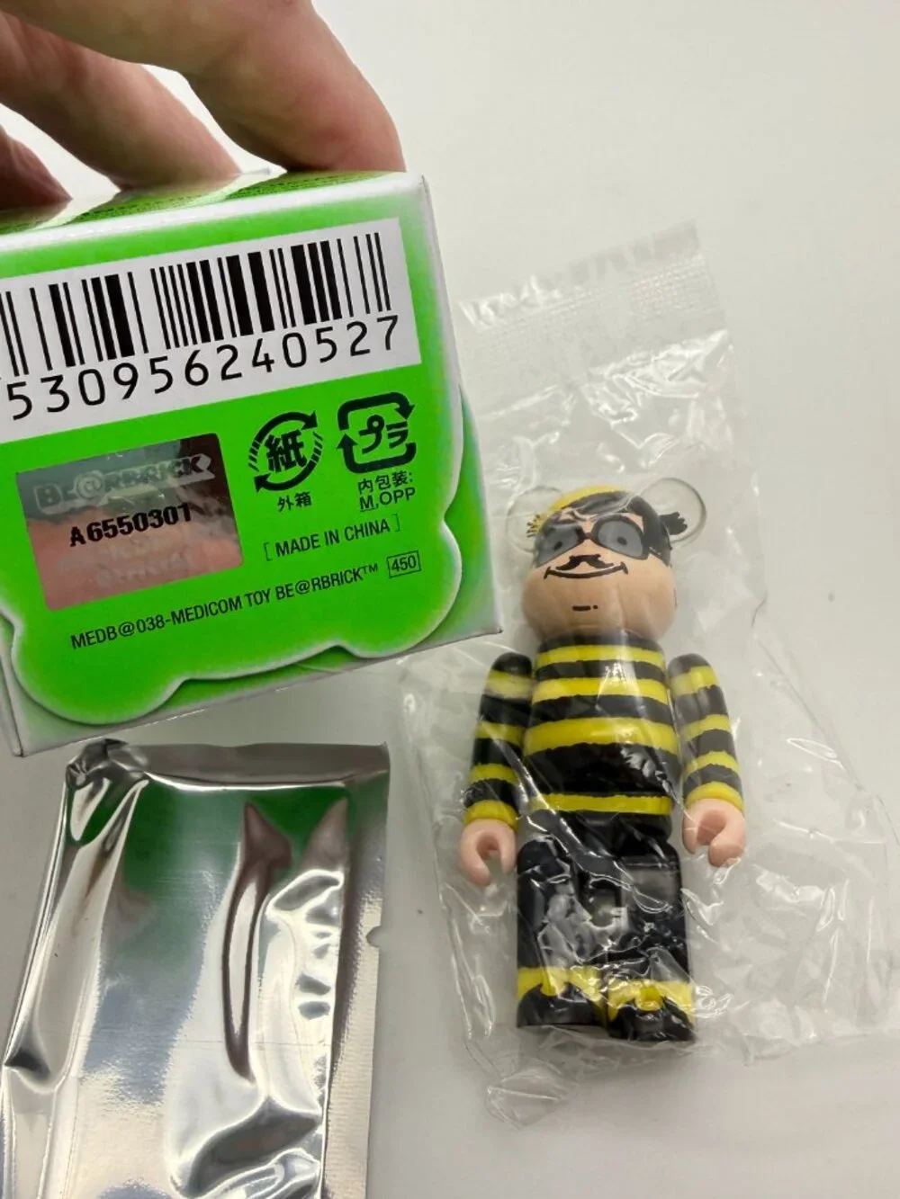 Bearbrick Series 38 Pattern Where’s Waldo Odlaw Figure 100%